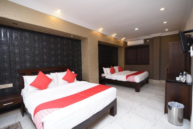 Oyo 256 Subash Hotel Jaffna Exterior photo