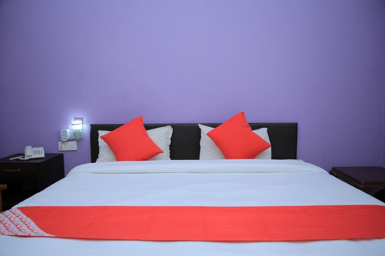 Oyo 256 Subash Hotel Jaffna Exterior photo