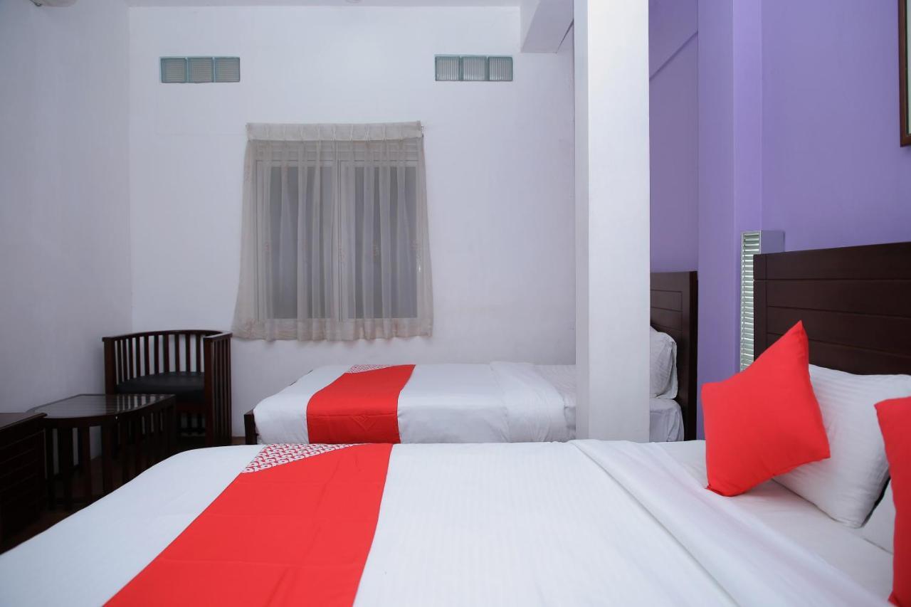 Oyo 256 Subash Hotel Jaffna Exterior photo