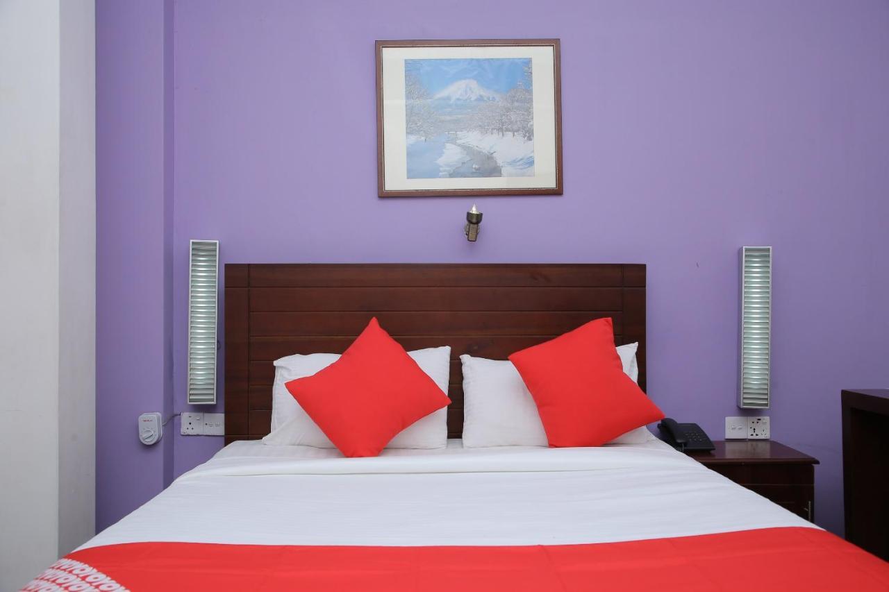 Oyo 256 Subash Hotel Jaffna Exterior photo