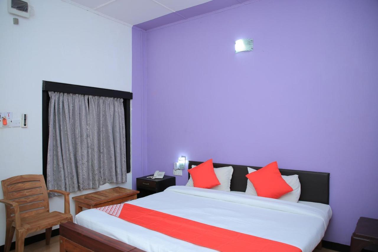 Oyo 256 Subash Hotel Jaffna Exterior photo