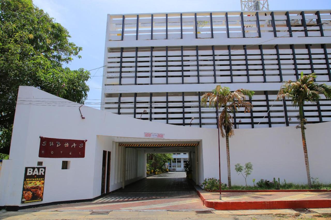 Oyo 256 Subash Hotel Jaffna Exterior photo